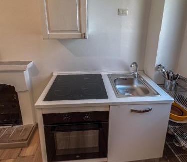 San Giorgio Lucano Apartment | Pet-Friendly Casetta San Giorgio with Perfect 10/10 Rating