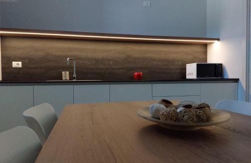 L'Aquila House | Pet-Friendly Retreat: Casetta San Marciano Pile Awaits