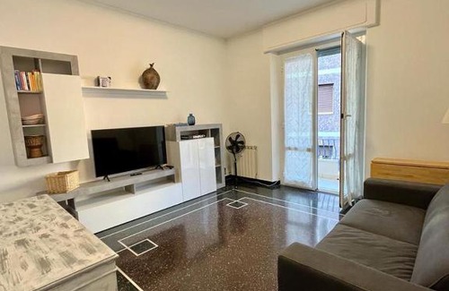 Quinto al Mare Apartment | Seaside Retreat: Pet-Friendly Getaway with 9.4 Rating
