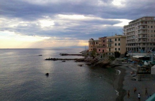 Quinto al Mare Apartment | Seaside Retreat: Pet-Friendly Getaway with 9.4 Rating