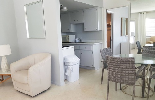 Nokomis Apartment | Welcoming Casey Key Resort - Gulf Shores with Ocean Views