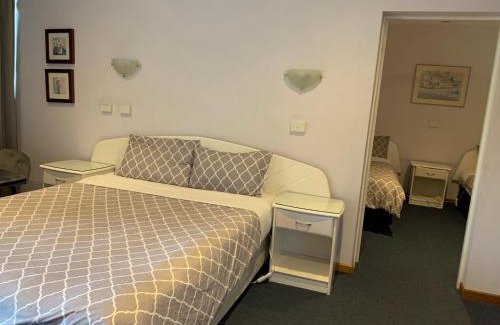 Hallam Hotel | Budget-Friendly Stay at Casey on Princes Motel with Breakfast