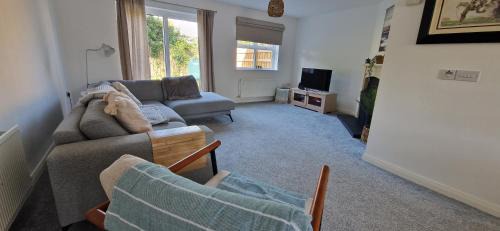 Ballycastle House | Discover Cashel on the Coast: Family-Friendly Retreat