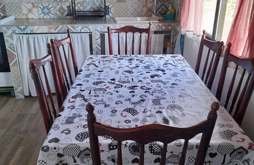 A Rua Cottage | Discover Casiña do Cerexeiro Roblido: Pet-Friendly Retreat