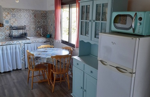A Rua Cottage | Discover Casiña do Cerexeiro Roblido: Pet-Friendly Retreat