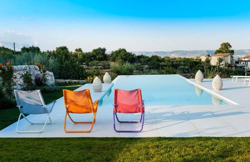 Campanella-Gianforma Villa | Discover Casi o Cantu: Family-Friendly Retreat with Pool