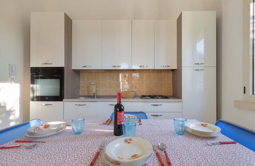 Monteroni di Lecce Apartment | 1755 Casina Farnarari - Family-Friendly Apartment with Kitchen