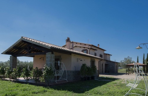 Montefiascone House | Experience Casina Marco Polo: Oceanfront Elegance Awaits
