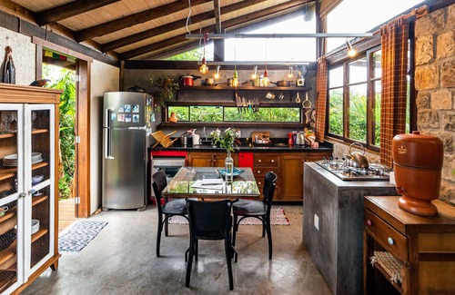 Arroio House | Serene Casinha no Jardim with Spa and Ocean View