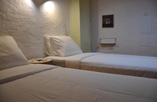 Freixo de Espada a Cinta Apartment | Family-Friendly Getaway at Casinhas de S. Francisco T2