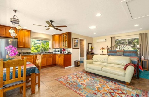 Uptown Sedona Apartment | Unwind at Casita: Pet-Friendly with Breathtaking Views!