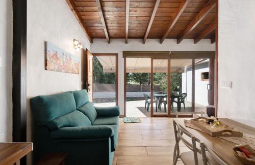 El Paso Apartment | Family-Friendly Escape at Casita Ana with Stellar Reviews