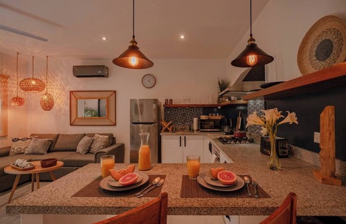 Merida Municipality Cottage | Casita Azalea Blanca - Stylish 1br/ba near Centro