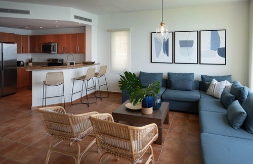 Cabezas Apartment | Oceanfront Villa at Casita Azul - Unmatched Guest Experience