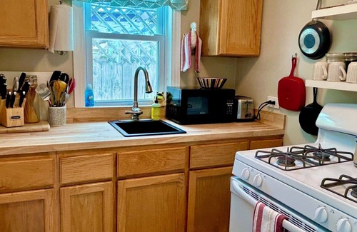 Lake Worth Cottage | Discover Casita Azul: Oceanfront Retreat with Heated Pools