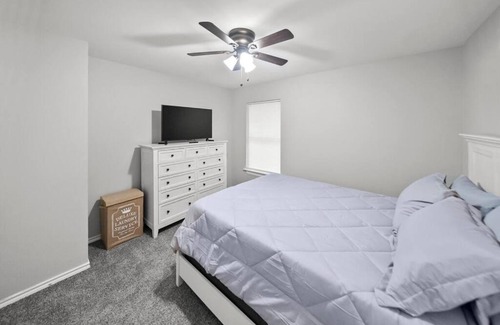 Tyler House | Cozy Casita Baxter: Pet & Child Friendly Retreat