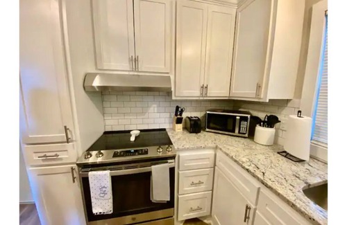 Elmwood Area House | Ocean View Retreat: Casita Bonita - 10/10 Guest Rated Stay