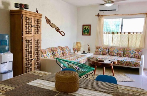 Majahual House | Eco Chic Retreat: Casita Colibrí - Family-Friendly Escape