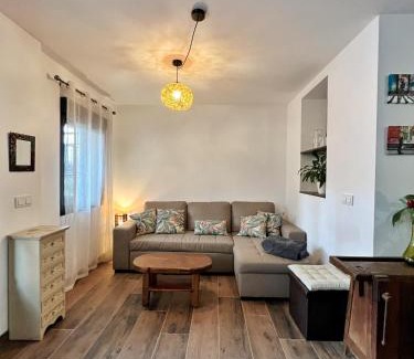 L'Albufereta House | Beachside Casita with Ocean View and Top Guest Ratings