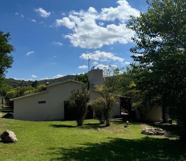 Yocsina House | Exceptional Stay at Casita de Cuesta - Pet Friendly Retreat