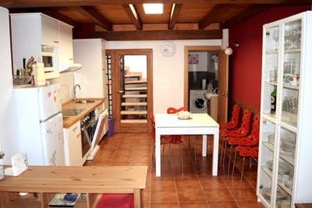 Sardon de Duero House | Discover Casita de la Plaza: Pet & Child Friendly Retreat