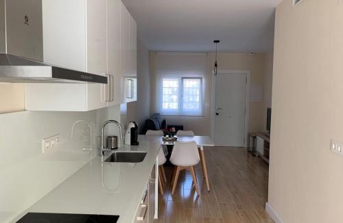 Genil House | Family-Friendly Casita in Granada with Convenient Parking