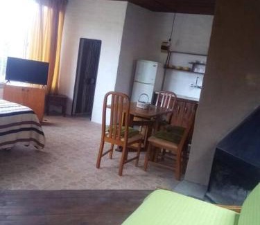Pinamar House | Charming Casita entre Dunas: Family-Friendly Retreat