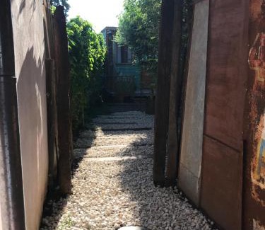 San Antonio de Areco Apartment | Cozy Casita “Granada” - Guest Rated 9.6 & Pet Friendly