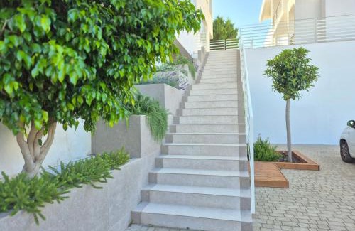 Vieste House | Child-Friendly Paradise at Casita Isabella - Rated 10/10