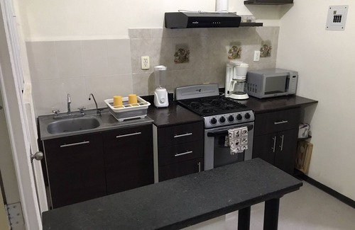 Queretaro House | Pet-Friendly Retreat: Casita La Orquídea del Marqués