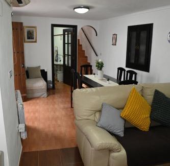 Setenil de las Bodegas Apartment | Experience Casita Ladera in Setenil - Rated 9.5/10