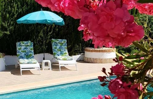 Illora House | Relaxing Getaway at Casita of Casa Olivar with Ocean Views