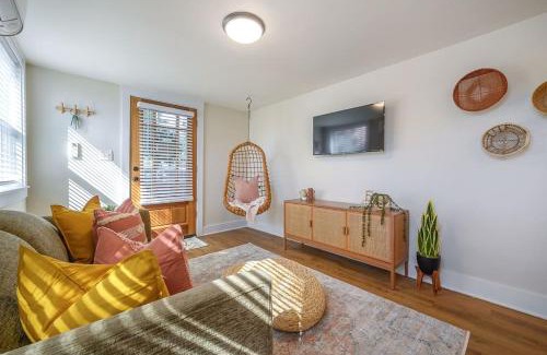 Seminole Heights Apartment | Discover Casita on Central: Ideal for Families Near Dining