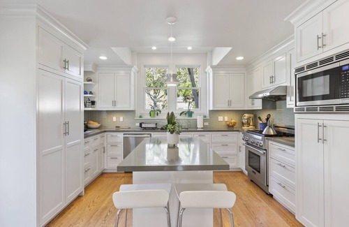 University South House | Guest Rated 10/10: Casita Palo Alto with Private Yard & WiFi