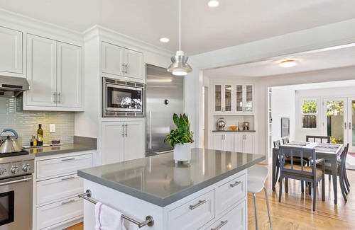 University South House | Guest Rated 10/10: Casita Palo Alto with Private Yard & WiFi