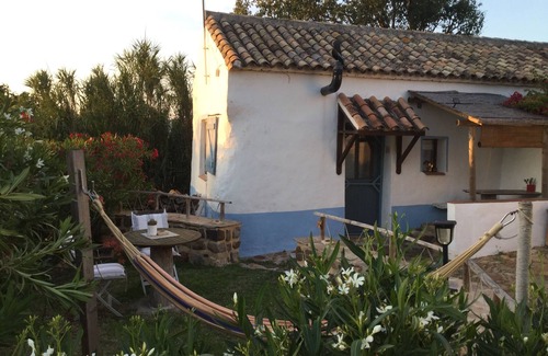 Facinas Cottage | Escape to Casita Poniente: Nature Retreat Near Bolonia Beach