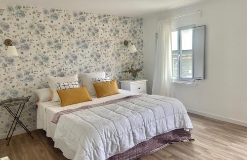 Burela Apartment | Inviting Fisherman’s Casita - Casa Gloria, Rated 8.7/10