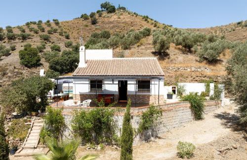 Canillas de Aceituno House | Pet-Friendly Retreat at Casita T with Pool Access