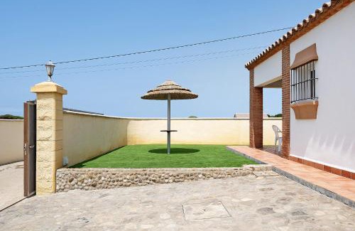 Los Canos de Meca House | Pet-Friendly Casita Torre de Meca: 4-Star Family Retreat