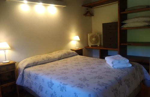 San Carlos de Bariloche House | Pet-Friendly Retreat at Casita Trenca – Guest Rated 9.8