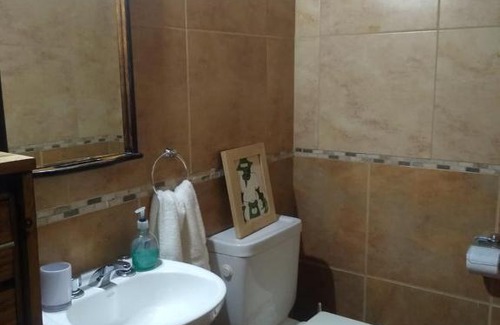 San Carlos de Bariloche House | Pet-Friendly Retreat at Casita Trenca – Guest Rated 9.8