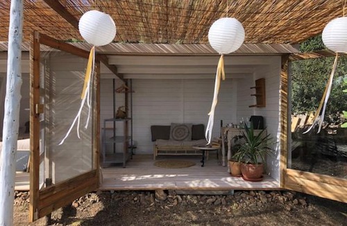 Salares House | Experience Excellence at Casita Tranquil - Pet Friendly Oasis