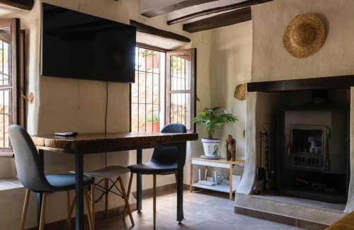 Castillo de Locubin House | Relax at Casitas del Río: Oceanfront Bliss for All