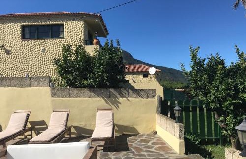 Los Realejos House | Pet-Friendly Retreat at Casitas Las Uvas y las Viñas