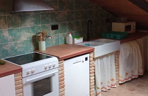 Peralejos de las Truchas Cottage | Rustic Casona: Family-Friendly Retreat in PN Alto Tajo