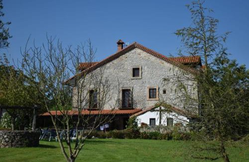 Ribamontan al Monte House | Pet-Friendly Escape at Casona Camino de Hoz, Rated 9.2