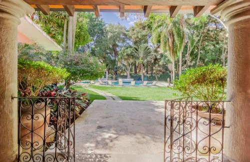 Cuernavaca Villa | Casona de Elefantes, 11 suites, 24 personas