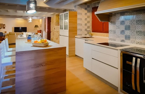 A Moreira House | Experience Casona do Cereixo with Ocean View & Spa