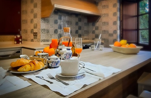 A Moreira House | Experience Casona do Cereixo with Ocean View & Spa