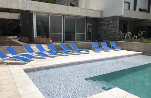 Villa Carlos Paz Apartment | Experience Oceanfront Bliss at Casonas de la Bahia